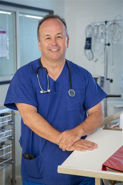 Professor John Fraser - Director ICU